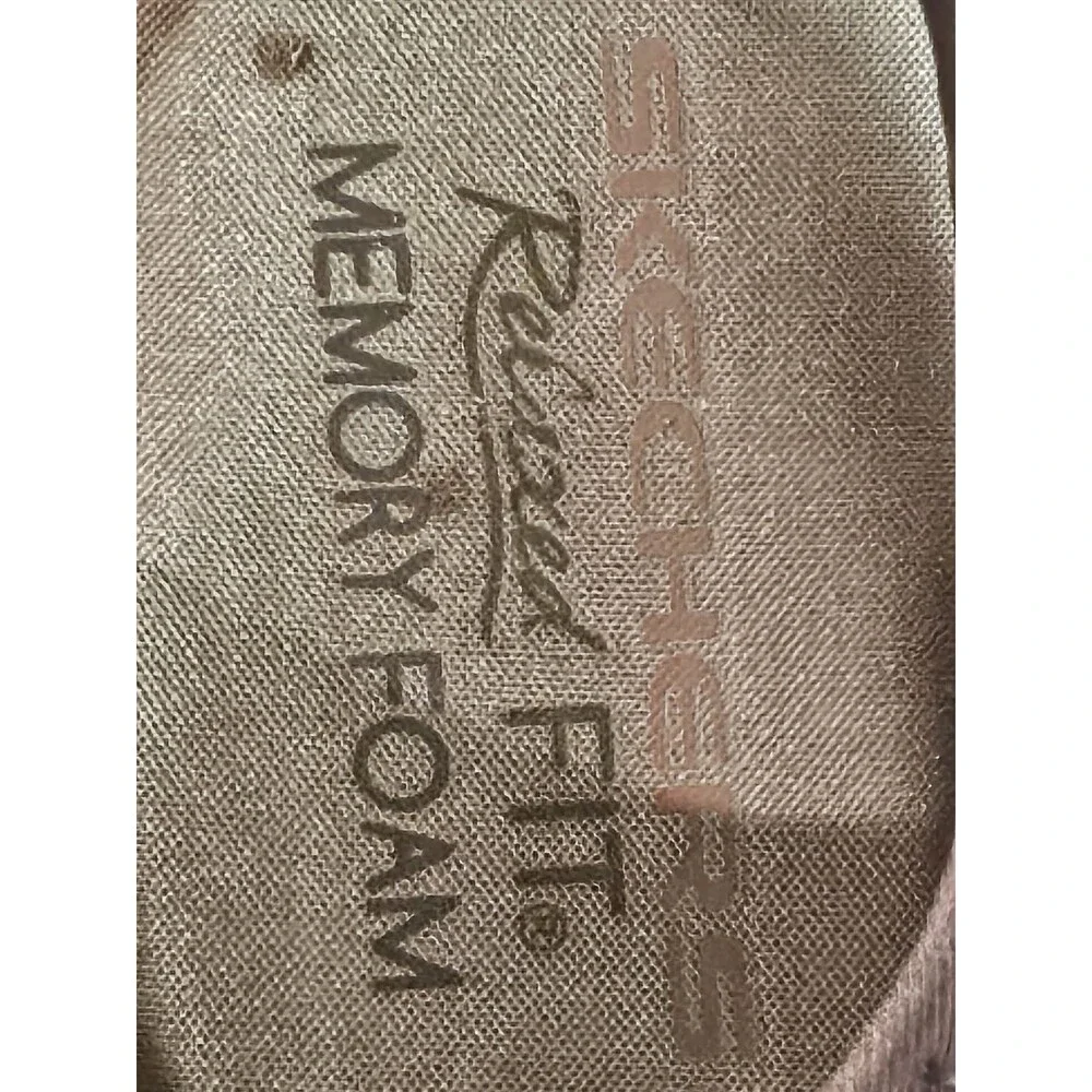 NWT Skechers Women's Leather Memory Foam Sandal Brown Size 10.